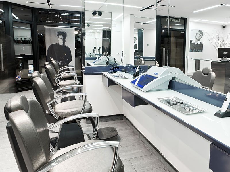 Interior moderno del salón Júcaro